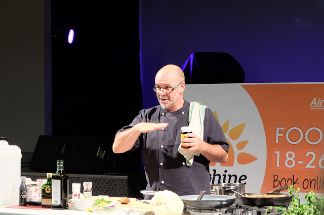 Top NZ Chef teaches using honey as a sugar substitute